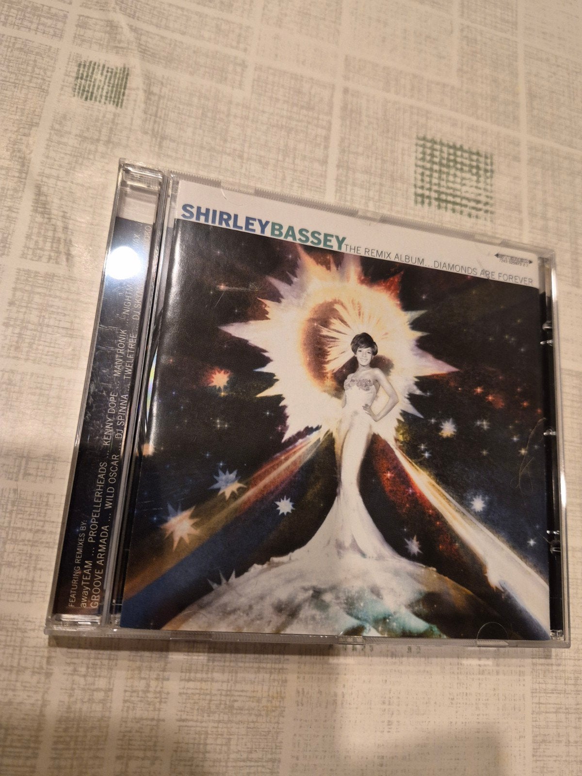 Shirley Bassey ; the remix album cd, Cd's en Dvd's, Cd's | Dance en House, Ophalen of Verzenden, House, Album