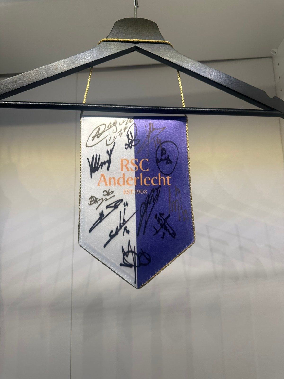 Bannière du club 23-24 d'Anderlecht signée, Enlèvement ou Envoi, Neuf