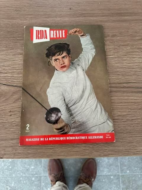 RDA revue 1957  2 magazine de  la république démocratique, Ophalen, Zo goed als nieuw, Overige typen