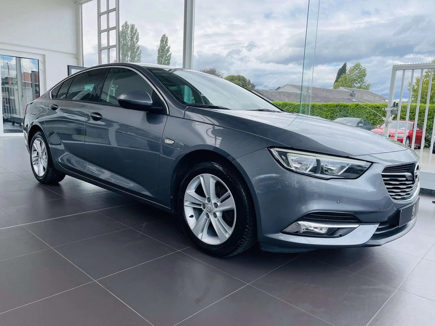 Opel Insignia 2.0 CDTi * GARANTIE + GPS + CLIM AUTO + CAMERA, Auto's, Opel, 4 deurs, Stof, Euro 6, 4 cilinders