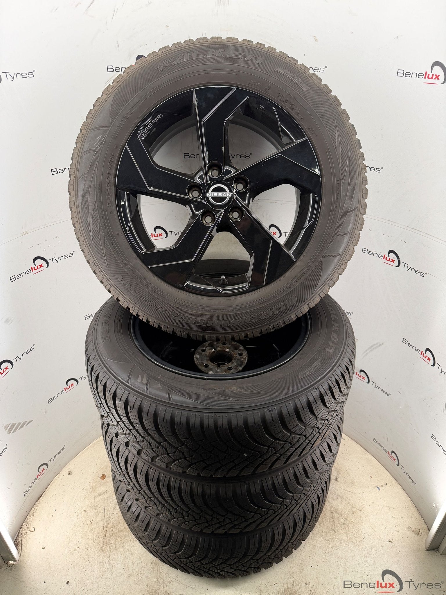 Nissan Qashqai Xtrail Juke Leaf Murano NV300 Fuga X-trail GT, Auto-onderdelen, -, -, Banden en Velgen, 17 inch