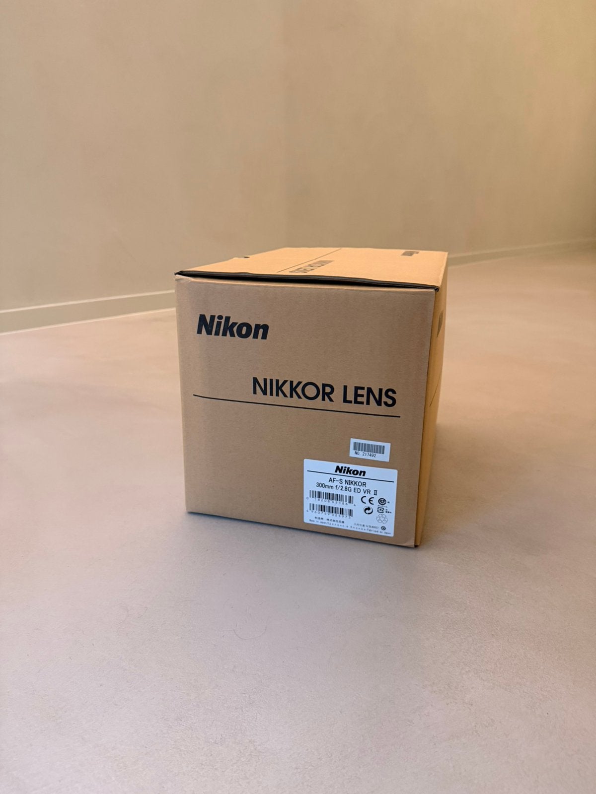 Le Nikon Nikkor 300m f/2.8 dx peut être vendu sur facture, TV, Hi-fi & Vidéo, Enlèvement, Neuf, Nikon, Téléobjectif