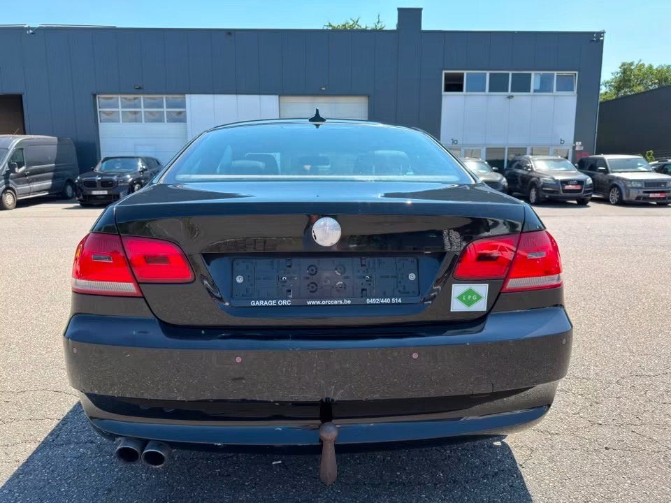 BMW 325i Coupé, GPL AUTOMATIQUE, OPTION COMPLÈTE, Cuir, Essai à domicile, 218 kW, Entreprise