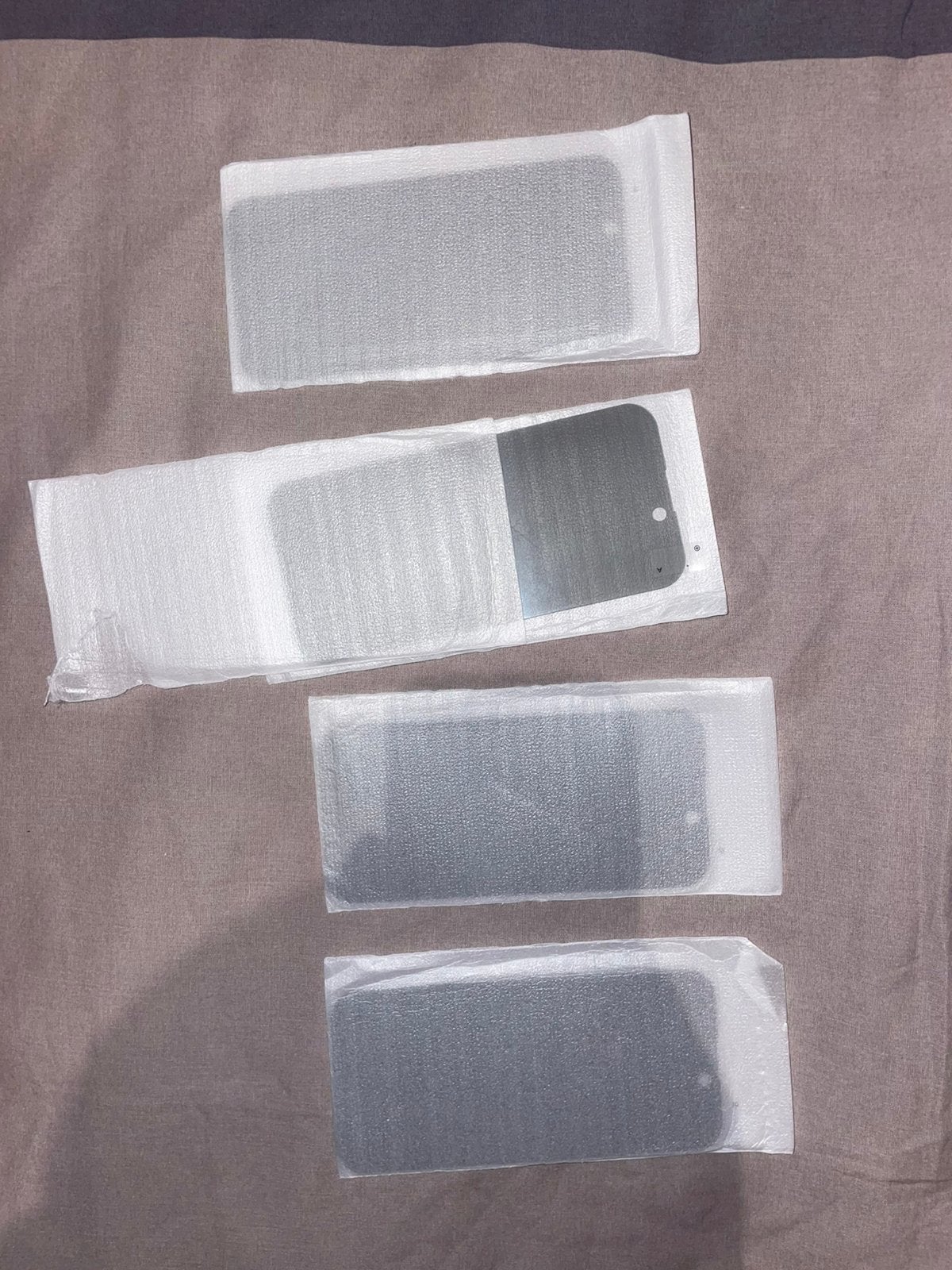 Lot de 4 protections d’écran iPhone 15 Pro, Télécoms, Téléphonie mobile | Accessoires & Pièces, Enlèvement, Neuf, Protection, Apple iPhone