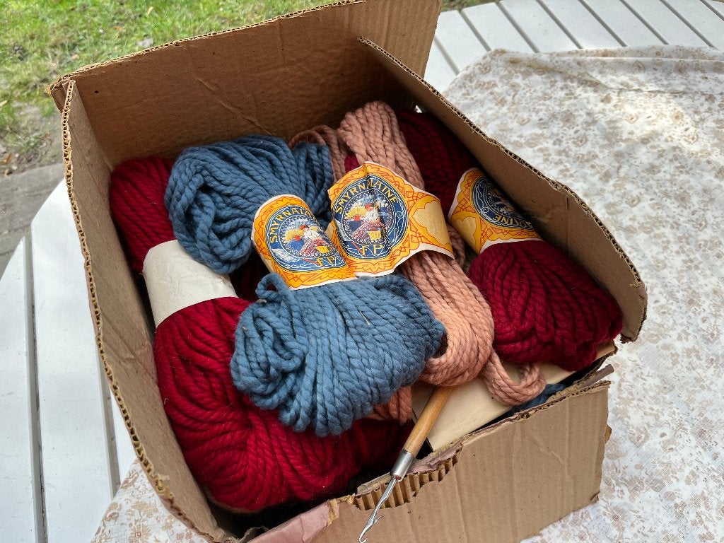 kluwen smyrnalaine en pen, Hobby & Loisirs créatifs, Enlèvement, Neuf, Laine ou Fils