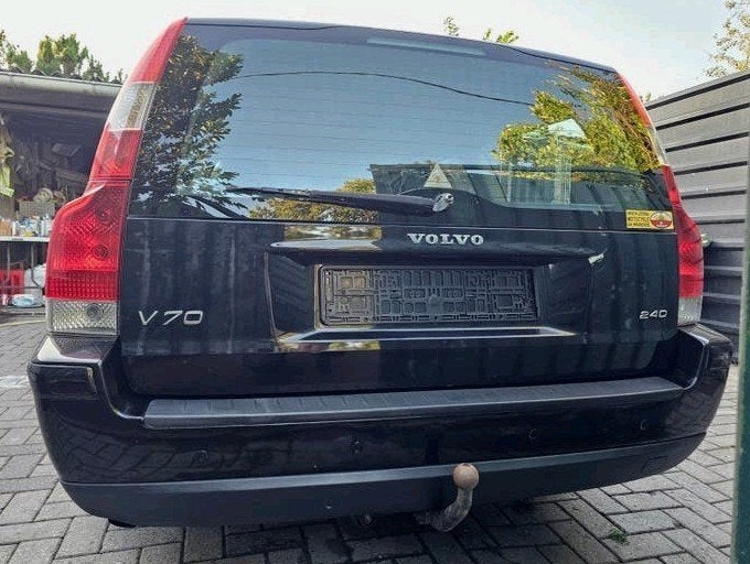 Volvo V70 2.4d 96kw Automaat pl papieren, Autos, Cuir, Achat, 2400 cm³, Rétroviseurs électriques