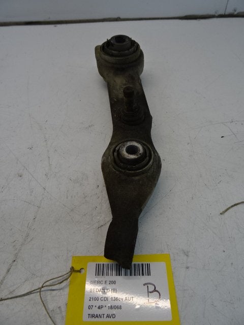 REACTIESTANG RECHTS VOOR Mercedes-Benz E (W211), Gebruikt, Mercedes-Benz, Mevr. I. Hauben, Rue de l'Espoir 34 34
4030  GRIVEGNÉE, BE