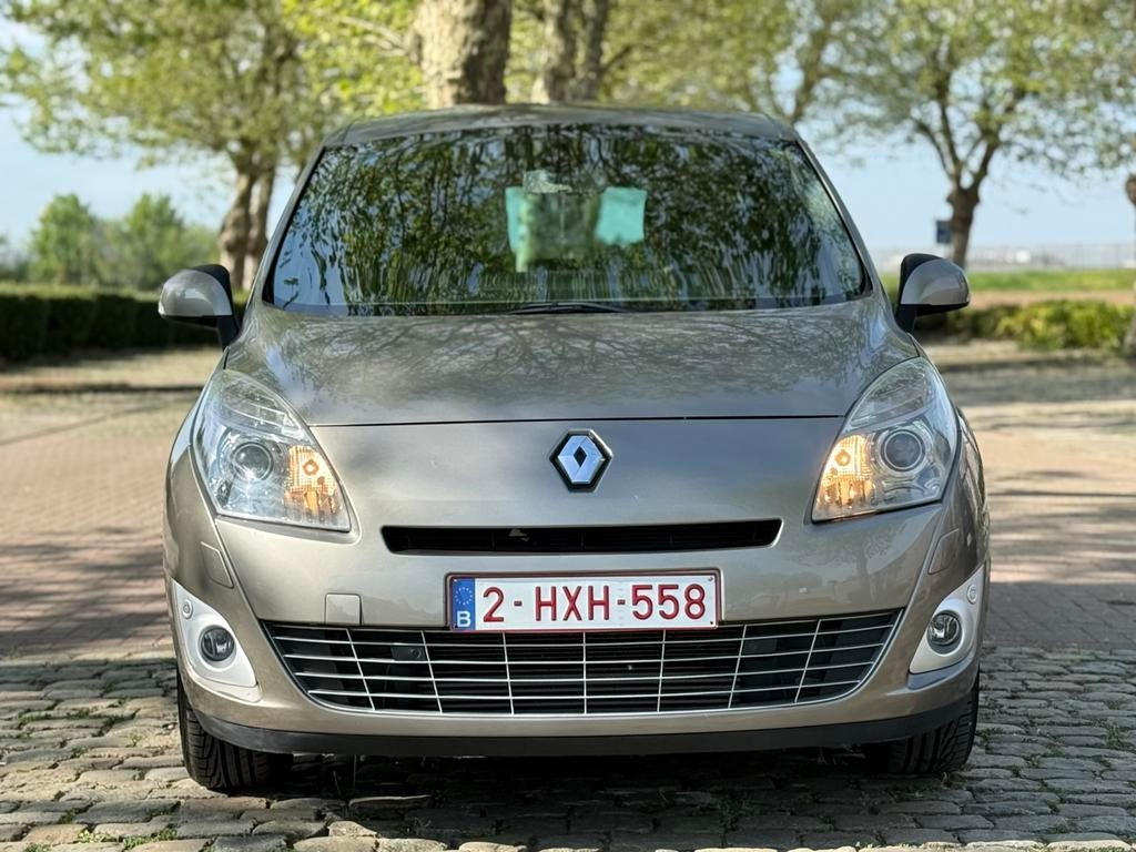 Renault Grand Scenic 1.9 dCi - 80.000 KM !! 5pl. 130 CV, Autos, Euro 5, Achat, Entreprise, Boîte manuelle