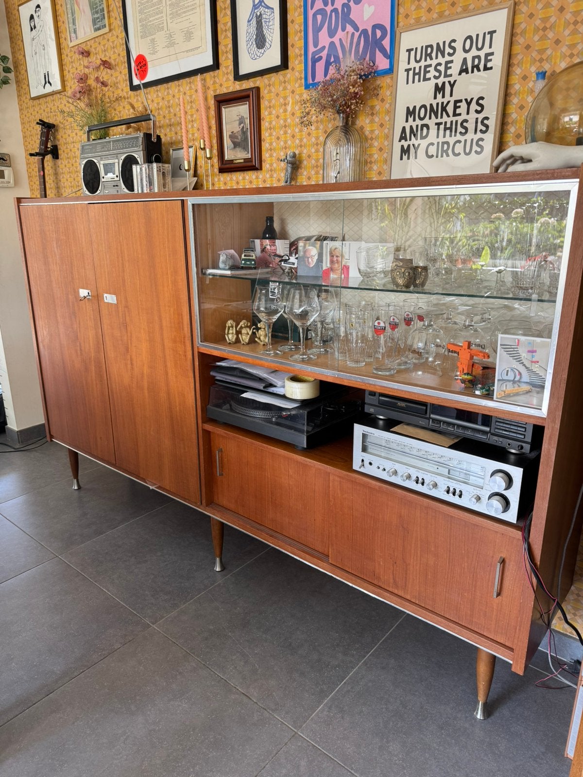 Mid century high board of buffetkast, Ophalen, Mid century, 100 tot 150 cm, 200 cm of meer