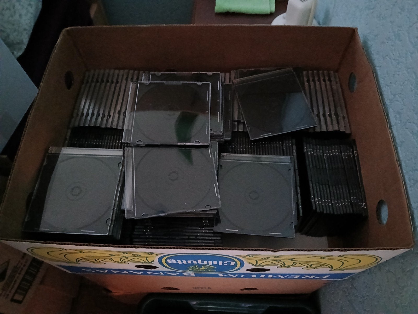 Bananendoos vol met lege cd(rom) doosjes, Informatique & Logiciels, Disques enregistrables, Enlèvement, Cd