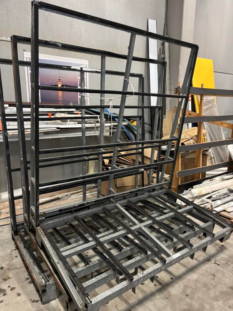 3 metalen pallets voor 500 euro, Doe-het-zelf en Bouw, Ophalen, Gebruikt