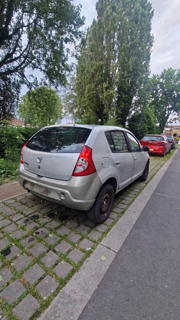 Dacia sandero 1.2 essence clim, Autos : Pièces & Accessoires, Autres pièces automobiles, Enlèvement ou Envoi, Dacia