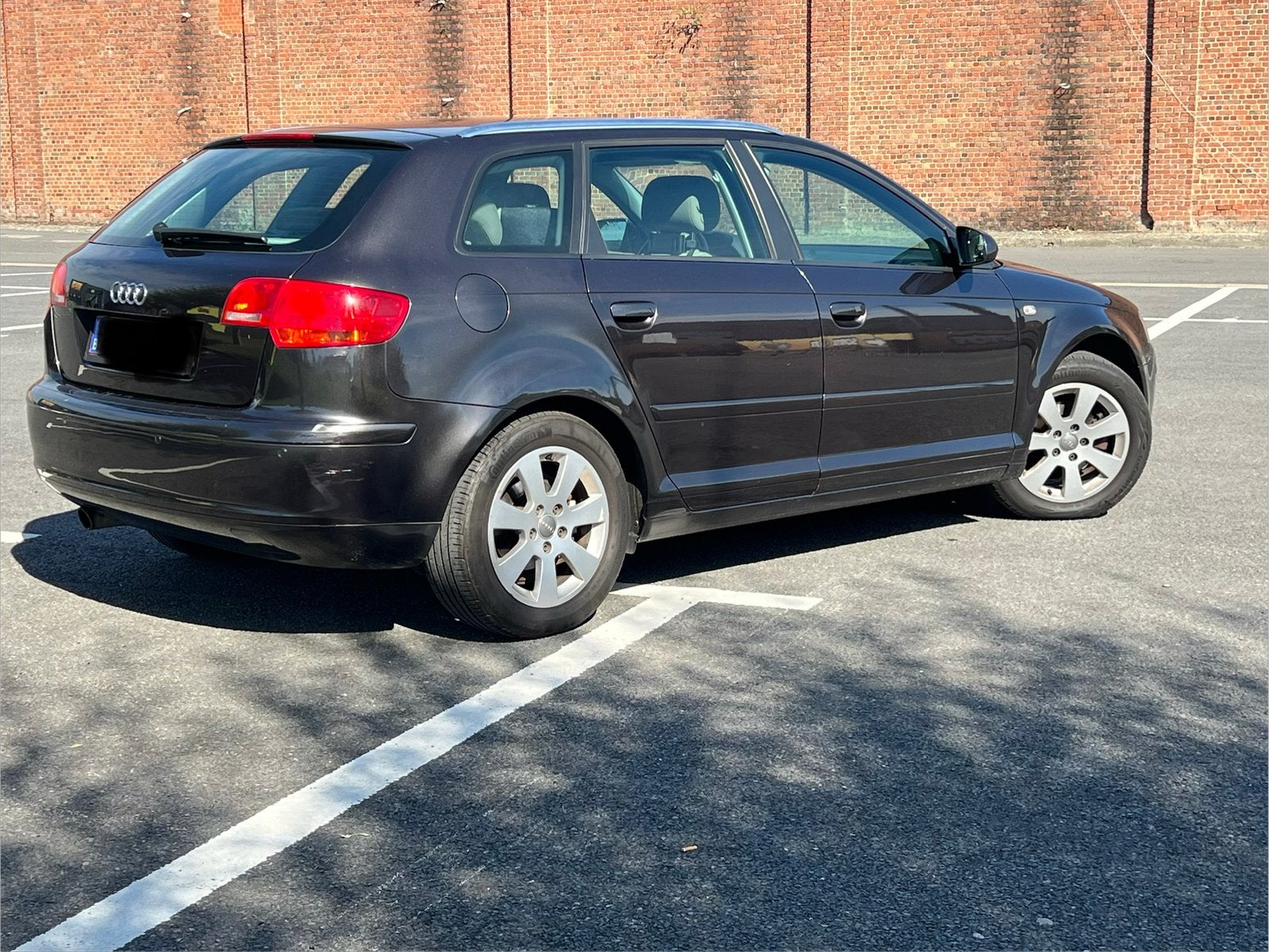 Audi A3 1.6 essence, official Audi, Auto's, 75 kW, Sound system, 1595 cc, Bedrijf
