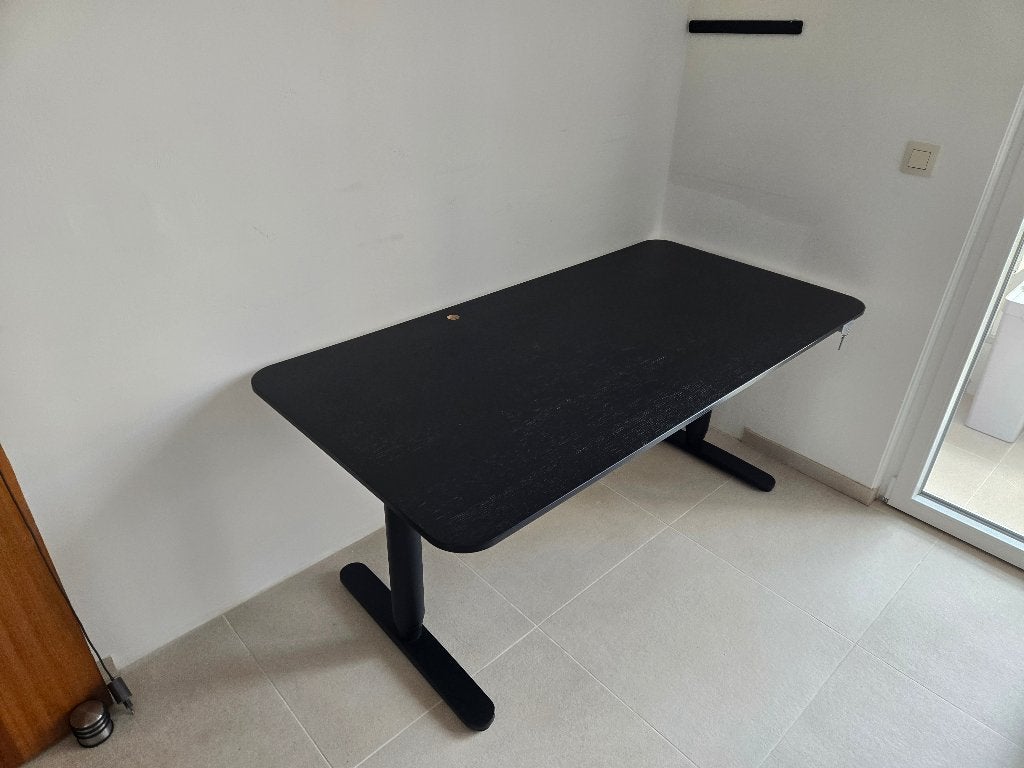 IKEA BEKANT elektrisch zit-sta bureau 160x80 cm — zwart, Huis en Inrichting, Ophalen, 160 cm, Gebruikt, Hout