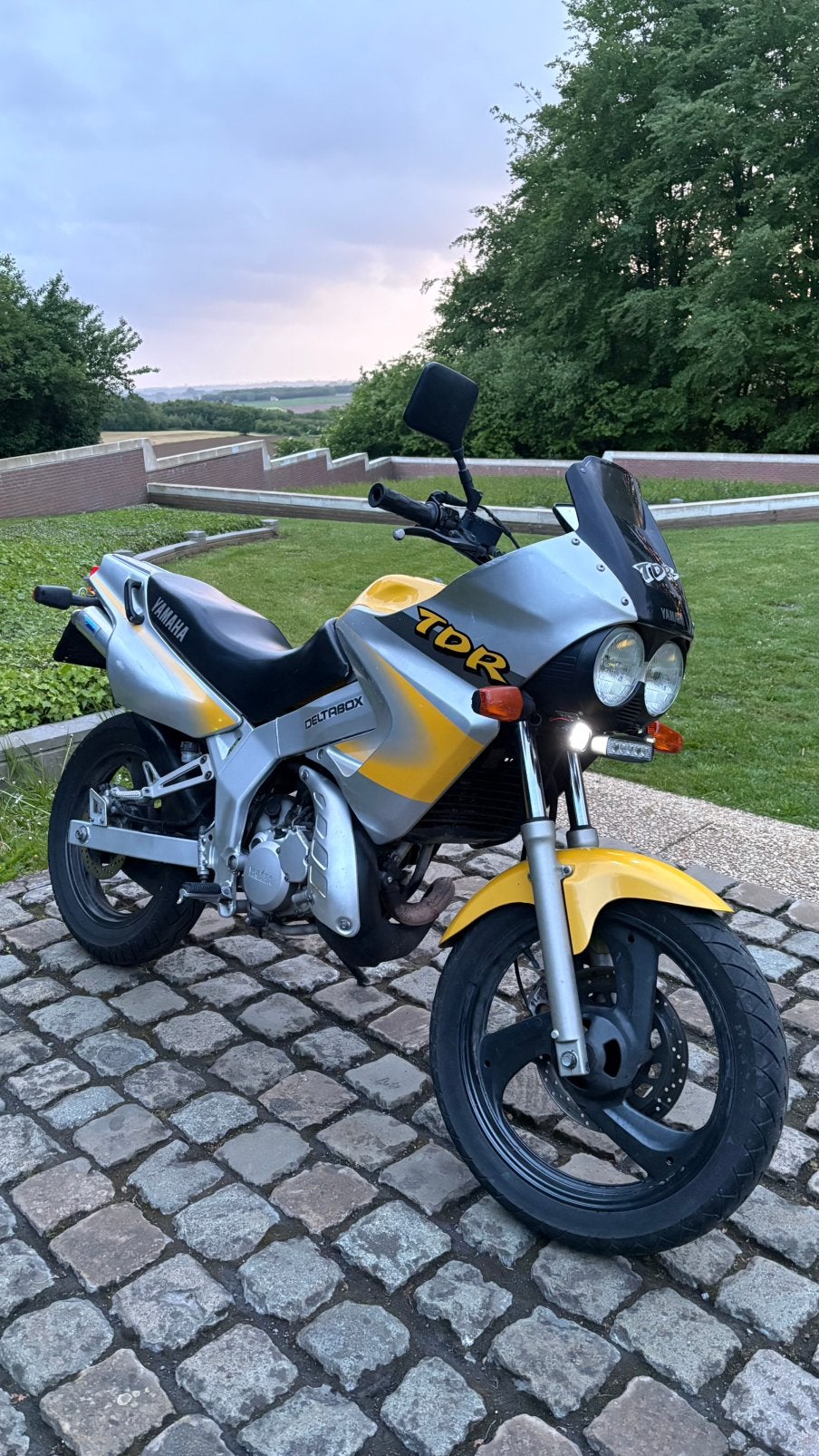 Yamaha TDR 125 te koop 2 takt moto motor of te ruil, Motoren, Motoren | Yamaha, Particulier, Nieuw, Sport