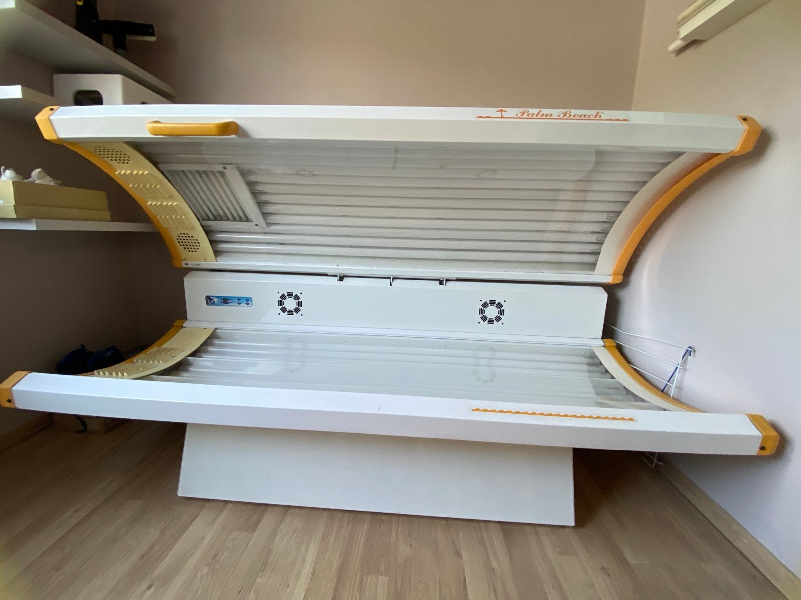 Zonnebank, Electroménager, Solarium, Banc solaire & Bronzage facial, Enlèvement, Utilisé, Banc solaire double, 15 lampes ou plus