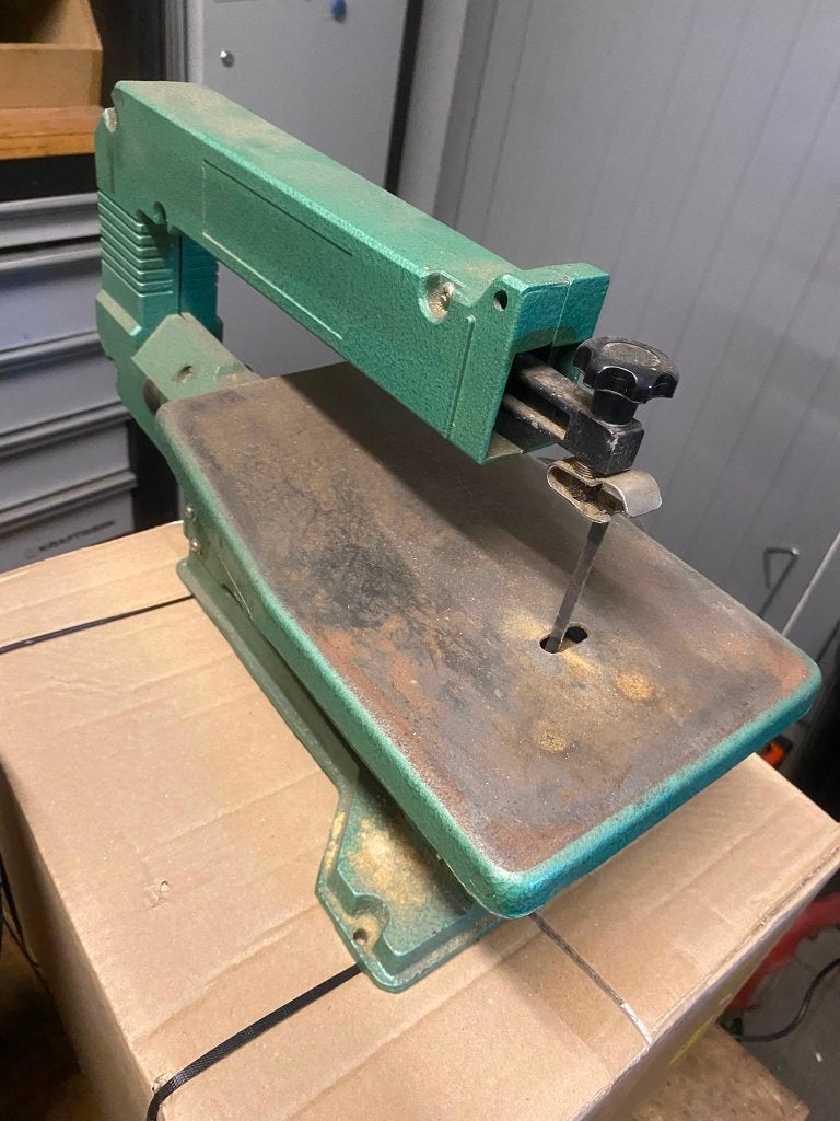 Ferm FZ-13/330 figuurzaag, Doe-het-zelf en Bouw, Gereedschap | Zaagmachines, Ophalen, Gebruikt, Figuurzaag