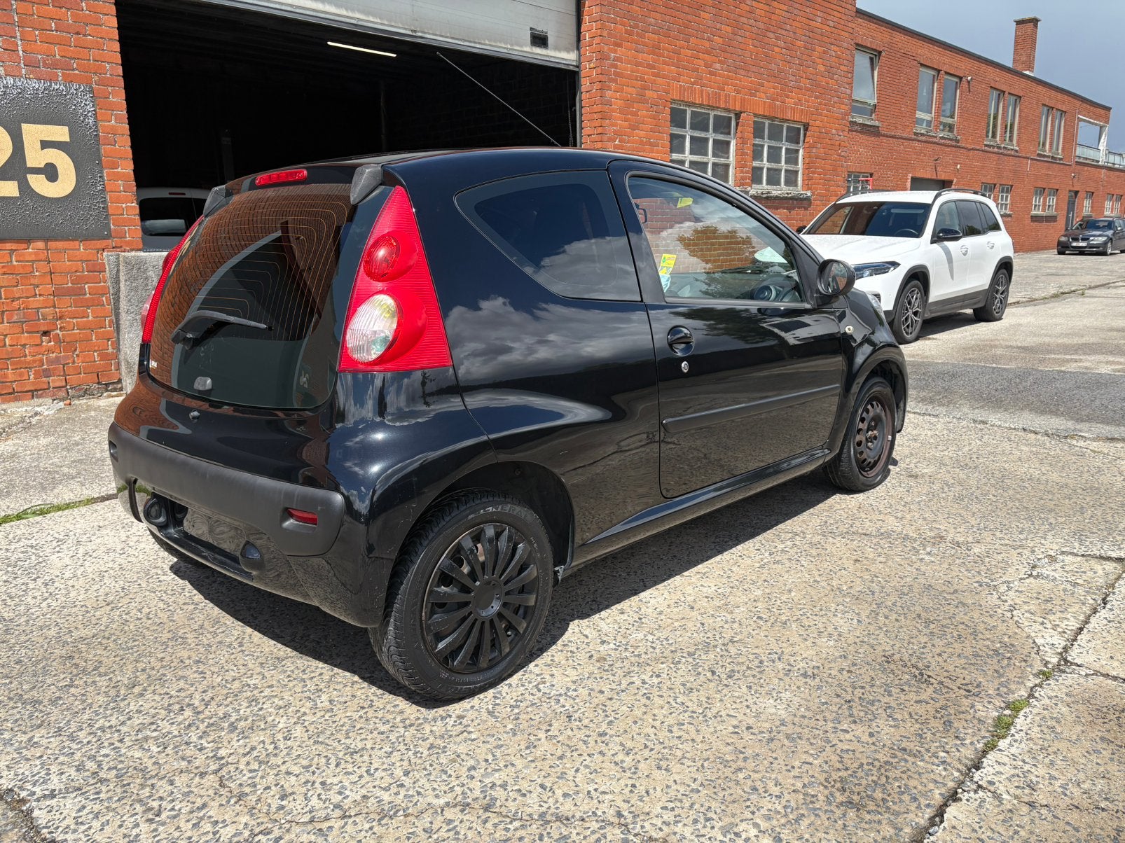 Peugeot 107 Benzine GVV Budget!!!, Voorwielaandrijving, 4 zetels, Stof, 50 kW