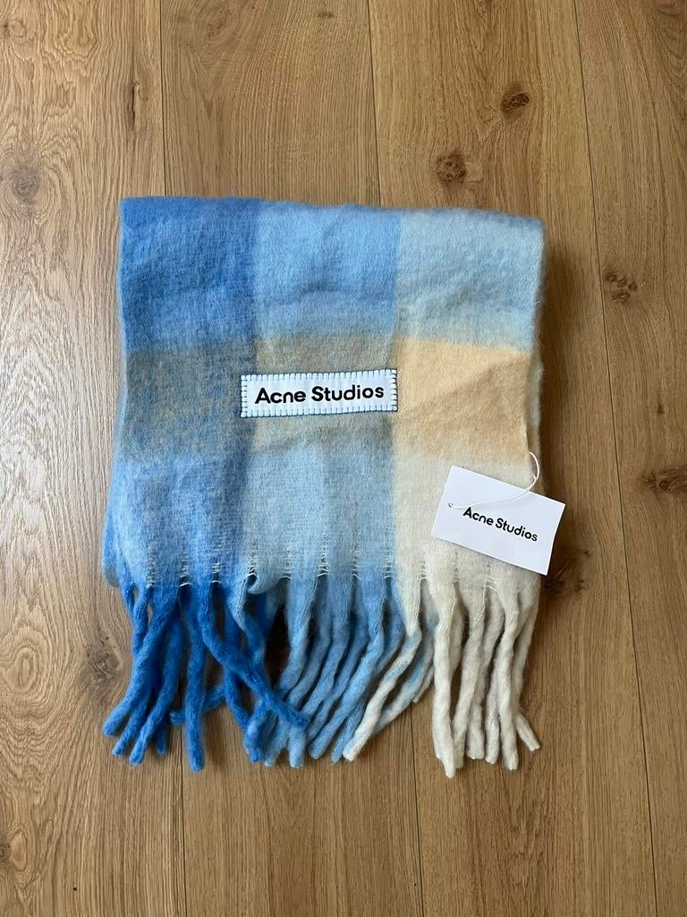 Acne Studios sjaal, Kleding | Dames, Mutsen, Sjaals en Handschoenen, Ophalen of Verzenden, Nieuw, Sjaal