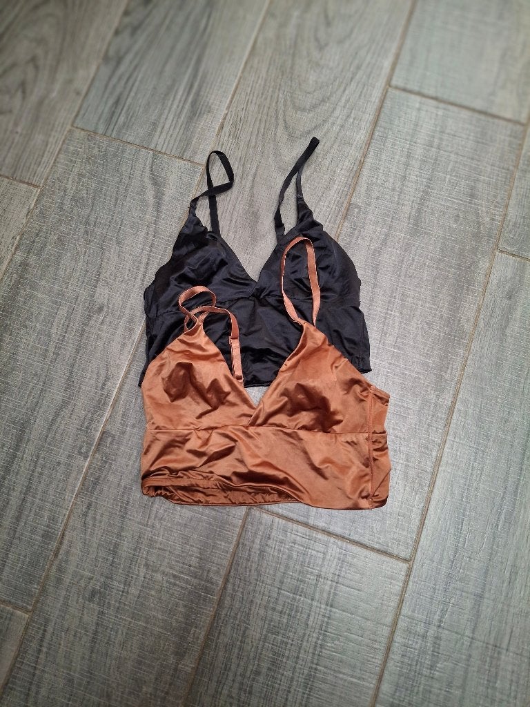 2 satijnen beha's 70B in nieuwstaat, Kleding | Dames, Ondergoed en Lingerie, Ophalen of Verzenden, BH