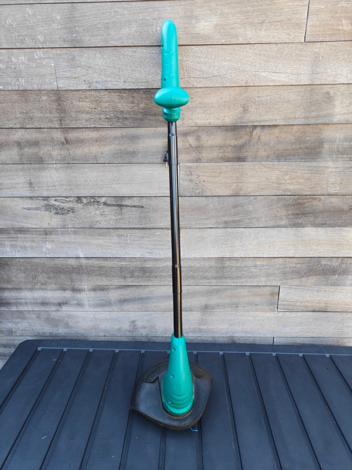Elektrische kantmaaaier Bosch, Tuin en Terras, Ophalen, Zo goed als nieuw, 30 tot 50 cm, Bosch