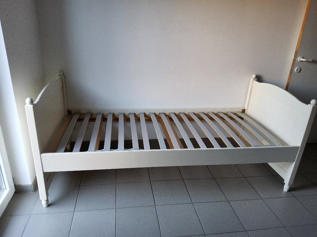 Lit simple campagnard complet (voir photos), Enlèvement, Utilisé, Une personne, Landelijk