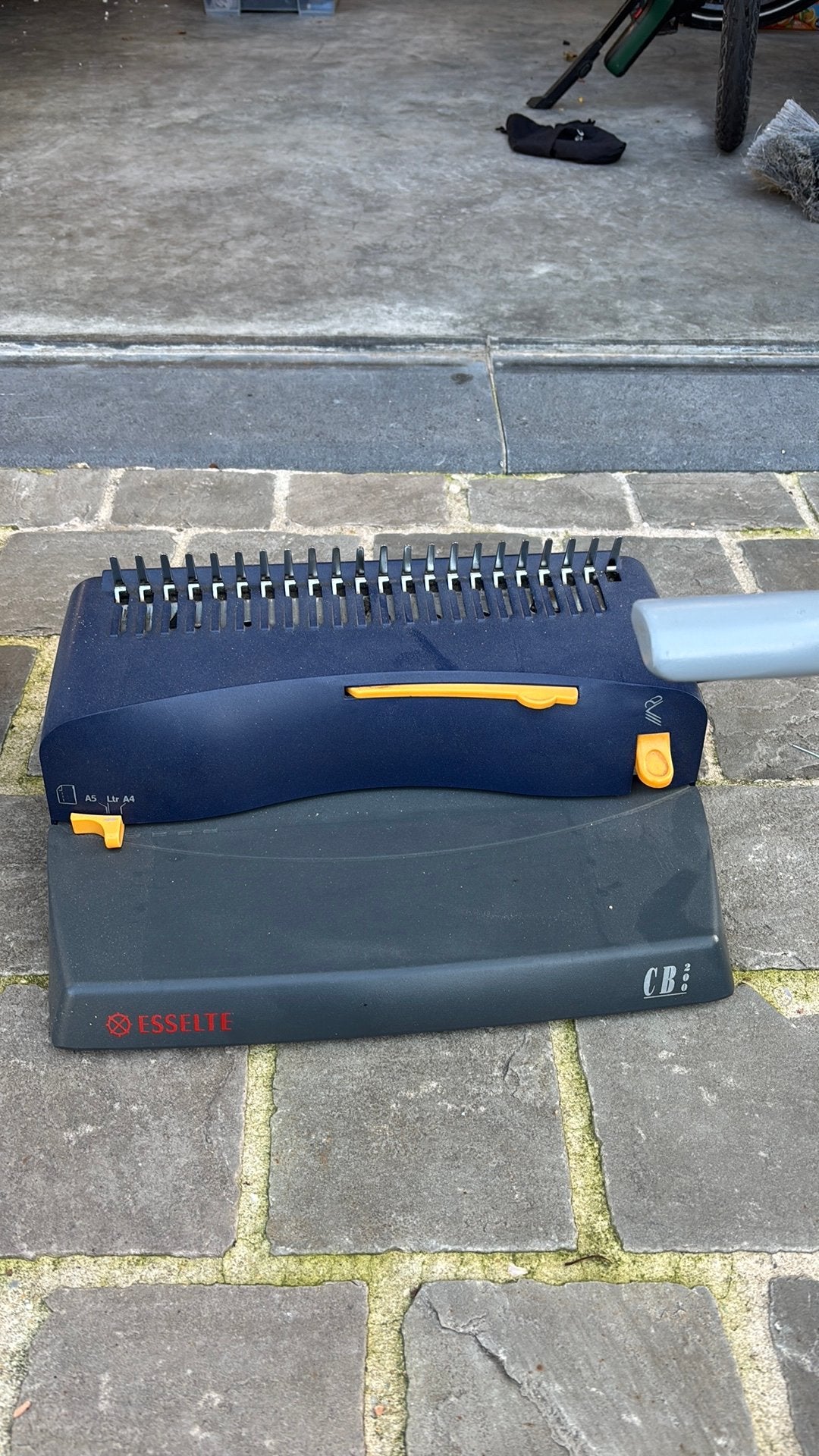 Inbindmachine + toebehoren, Ophalen, Gebruikt