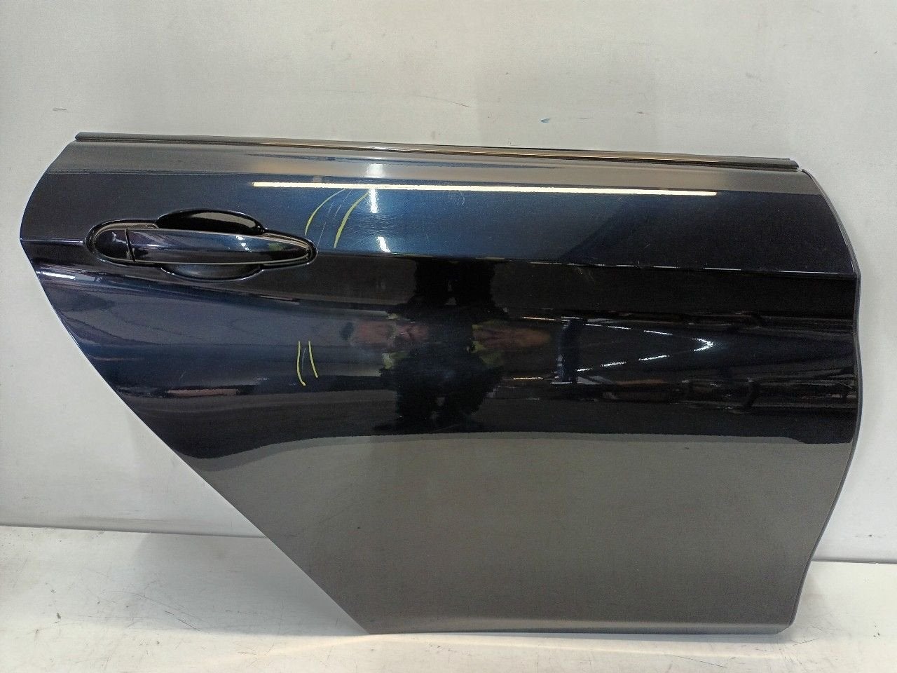 Portier rechts achter BMW 4 serie, Onderdelen@venauto.nl, Van der Ven Autorecycling B.V., Ettenseweg 76, 4706 PB Roosendaal, The Netherlands