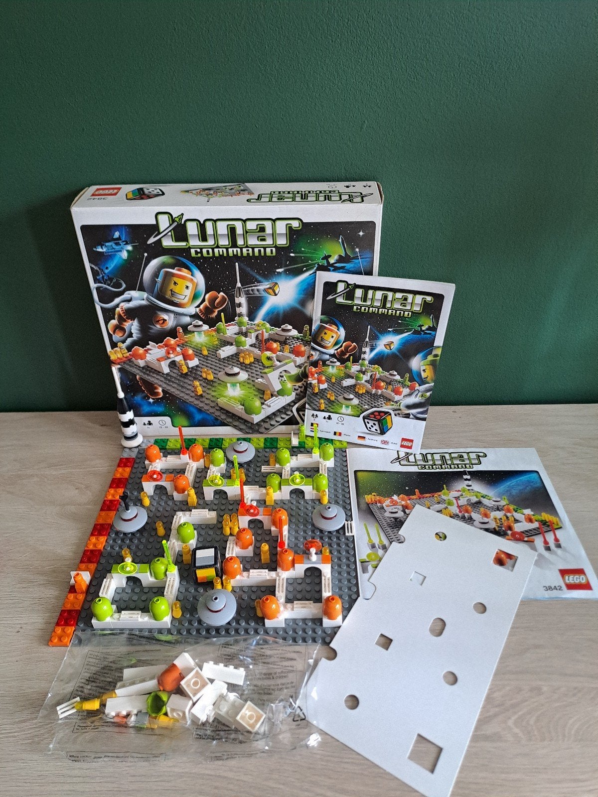 Lego 3842 Lunar Command 100% compleet, Ophalen, Compleet, Lego