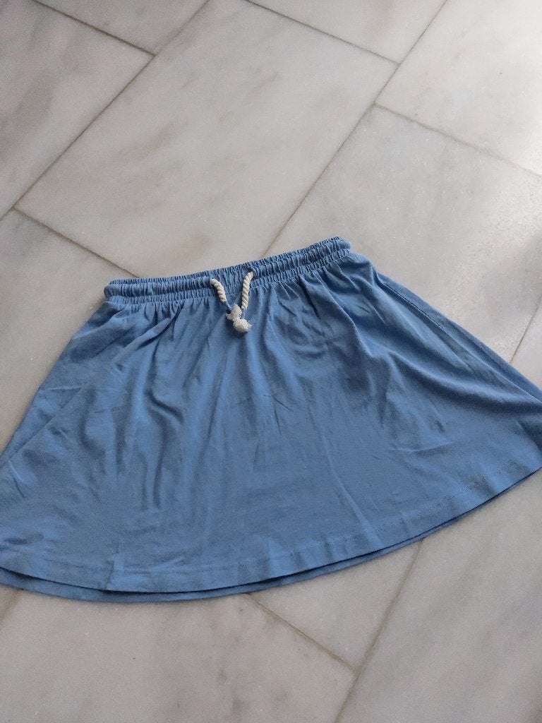 Jupe taille 152, Enfants & Bébés, Vêtements enfant | Taille 152, Robe ou Jupe, Mng, Enlèvement ou Envoi, Utilisé