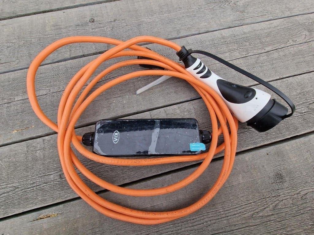 Câble de recharge 220 V, Kia d'origine, Autos : Divers, Enlèvement, Comme neuf, Câble de charge