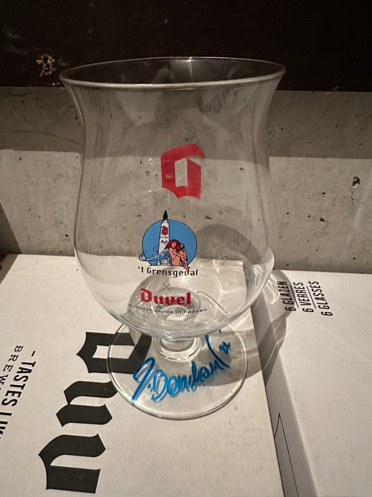 Duvel Grensgeval Gesigneerd, Enlèvement ou Envoi, Comme neuf, Duvel