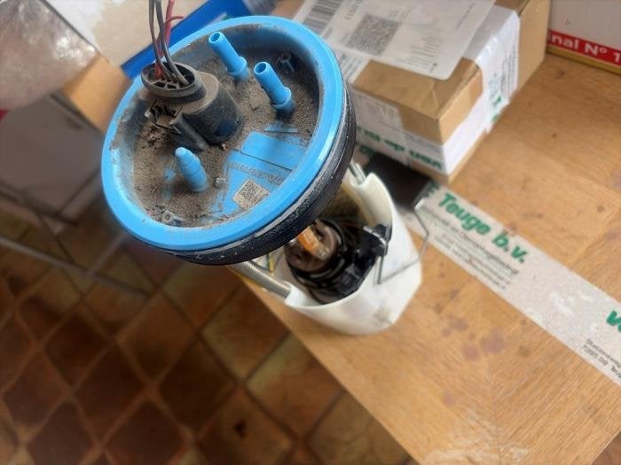 Pompe essence d'un Volkswagen Touran, Volkswagen, -, 3 mois de garantie, Utilisé