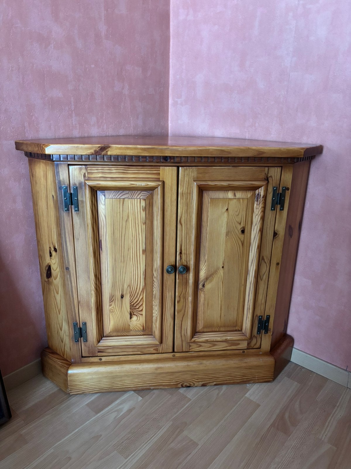 Meuble en bois/metal en coin, Maison & Meubles, Métal, 25 à 50 cm, Avec porte(s), Comme neuf