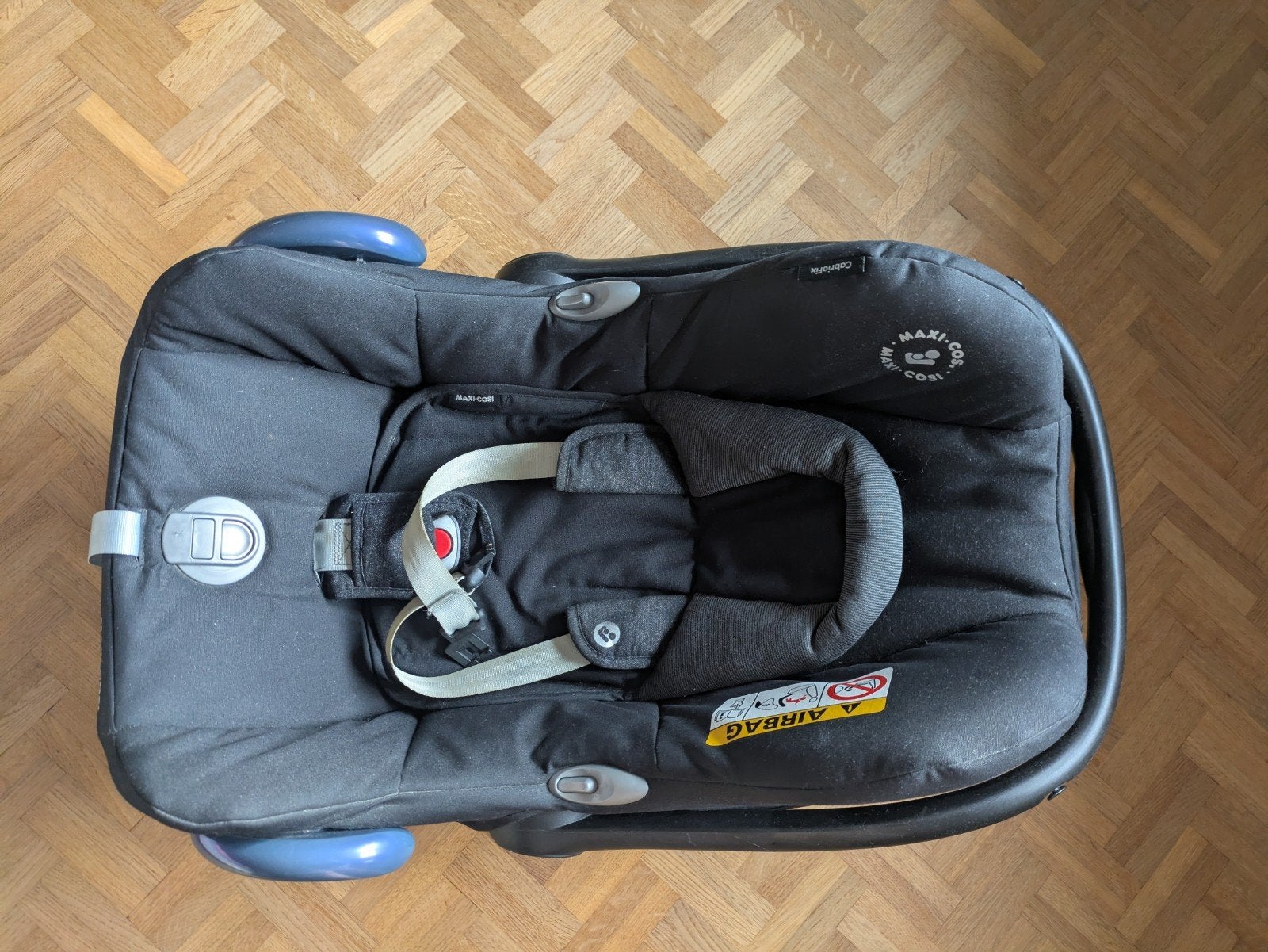 maxi Cosy cabriofix blauw, Ophalen, Gebruikt, Maxi-Cosi, Autogordel of Isofix