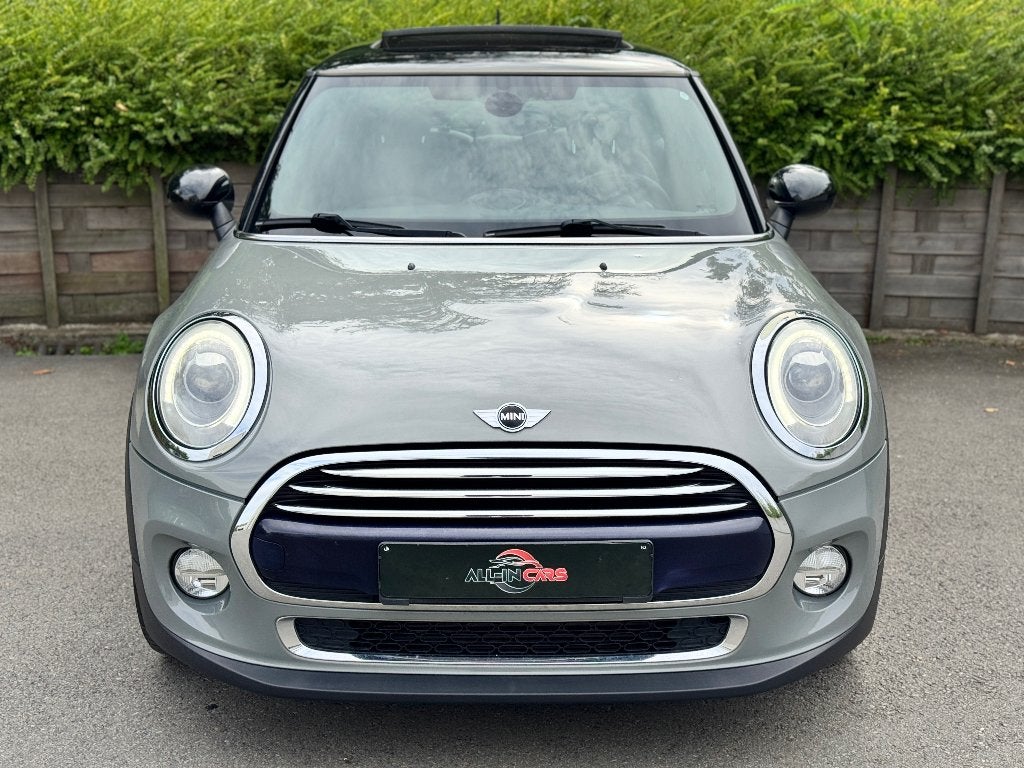 MINI COOPER/12 MAANDEN GARANTIE, https://public.car-pass.be/vhr/ff292f36-f511-42f9-a4d3-db542e2de2a5, 3 cilinders, 3 deurs, 1499 cc
