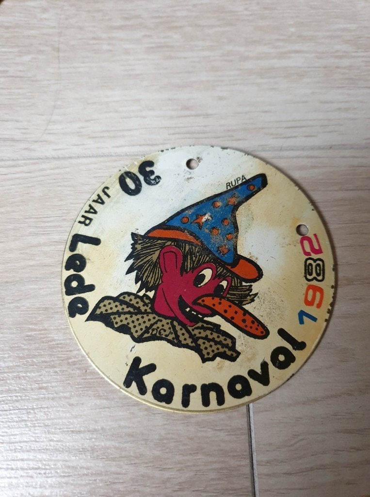 Karnaval medaille Lede 1982, Enlèvement ou Envoi