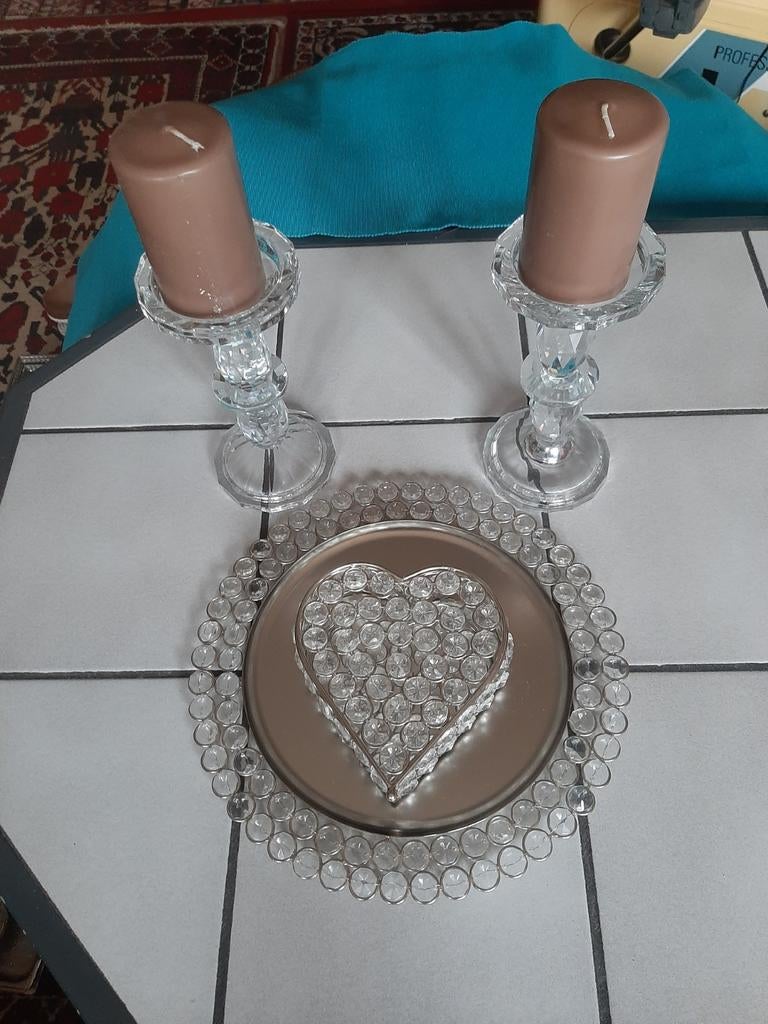 Decoratie 2 kaashouders + kaarsen schotel hart dat open gaat, Huis en Inrichting, Ophalen