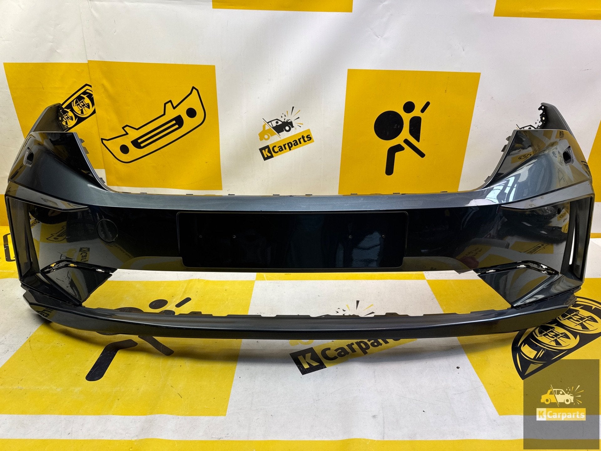 Skoda Enyaq iV SportLine voorbumper PDC KLS 5LA807221F, Voor, Tr. Vaclava Klementa 869
293 01  Mlada Boleslav, CZ, Skoda, Bumper