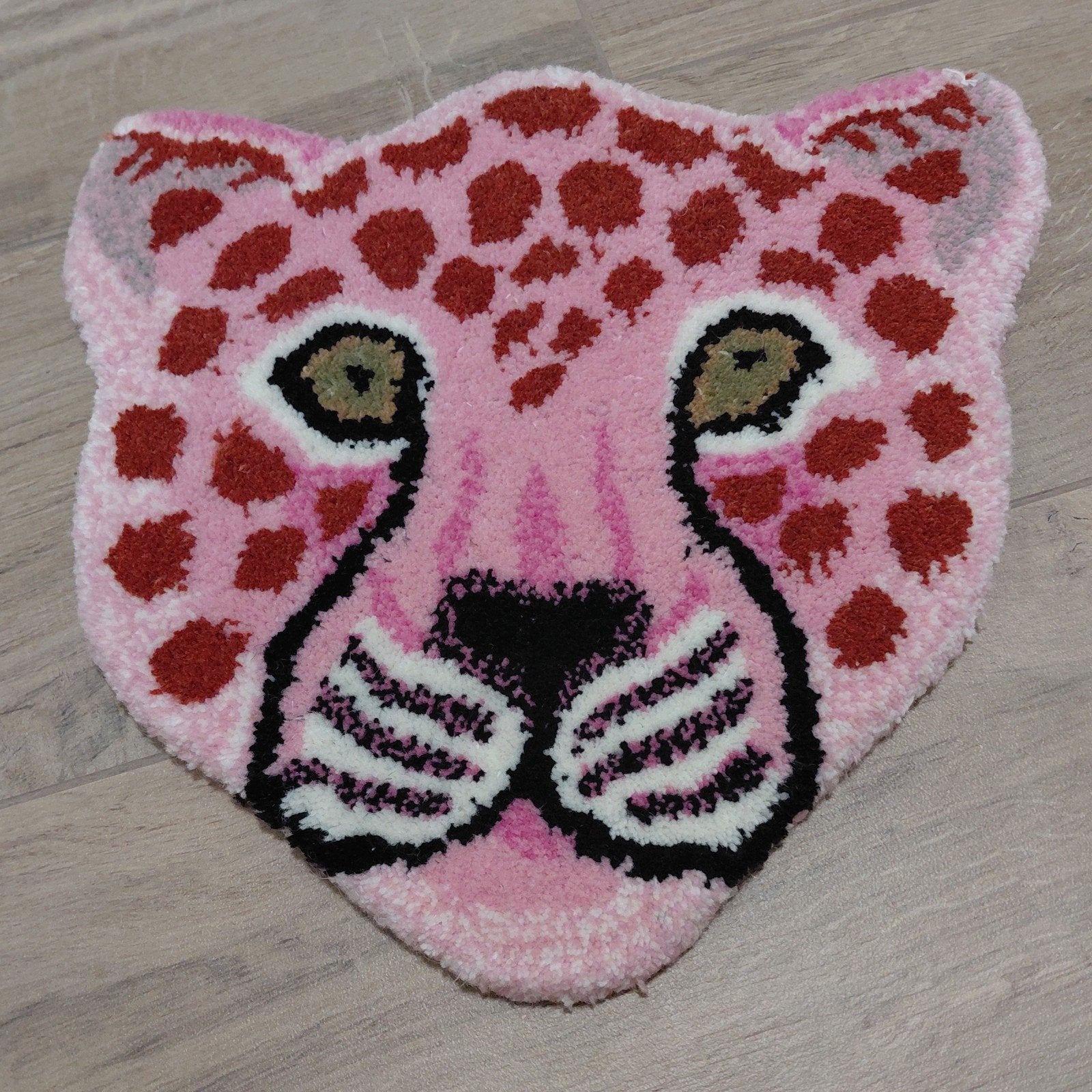 Doing Goods Pinky Leopard mini Rug, Ophalen, Textiel, Nieuw, Roze