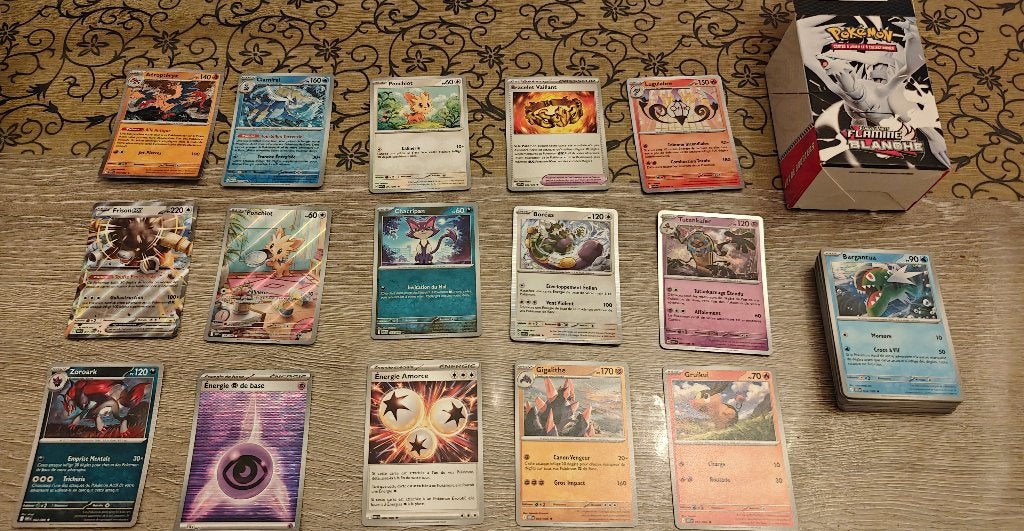 Lot de cartes Pokémon Flamme blanche, Enlèvement ou Envoi, Comme neuf, Plusieurs cartes