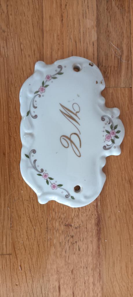 bordje WC, Ophalen