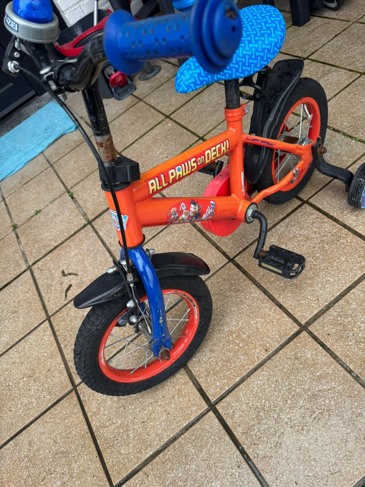 Kinderfiets paw patrol 12 inch, Fietsen en Brommers, Ophalen, Terugtraprem, Zijwieltjes, Gebruikt