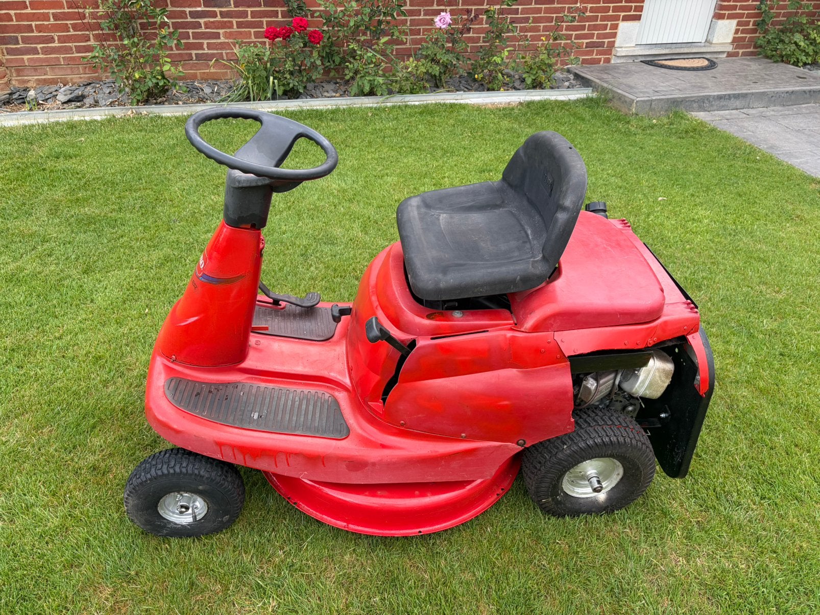 Tracteur tondeuse Toro, Enlèvement, Utilisé, Démarrage électrique, Moins de 90 cm