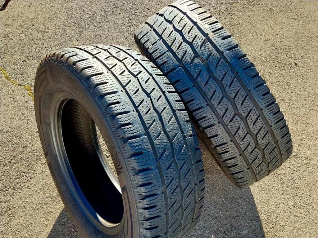 2 pneus hiver renforcés 215/65R16C 106/104T, 16 pouces, Véhicule utilitaire, Pneu(s), Enlèvement