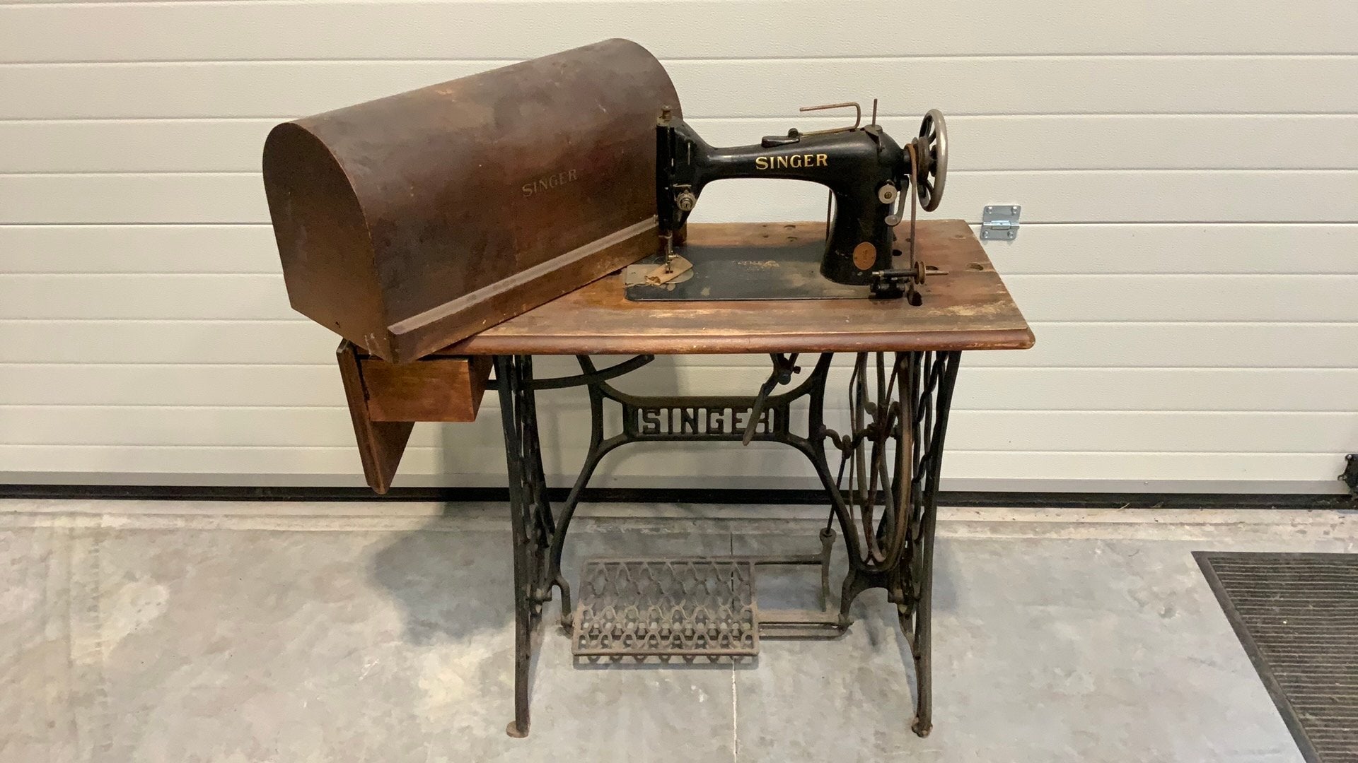 Machine à coudre ancienne, Antiquités & Art, Enlèvement