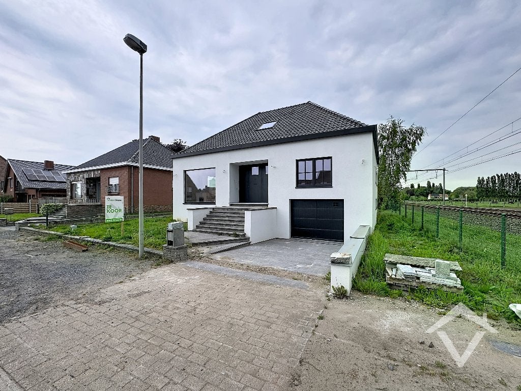 Alleenstaande statige woning met tuin te Veldegem, Immo, 1000 tot 1500 m², Veldegem, Vrijstaande woning, Provincie West-Vlaanderen