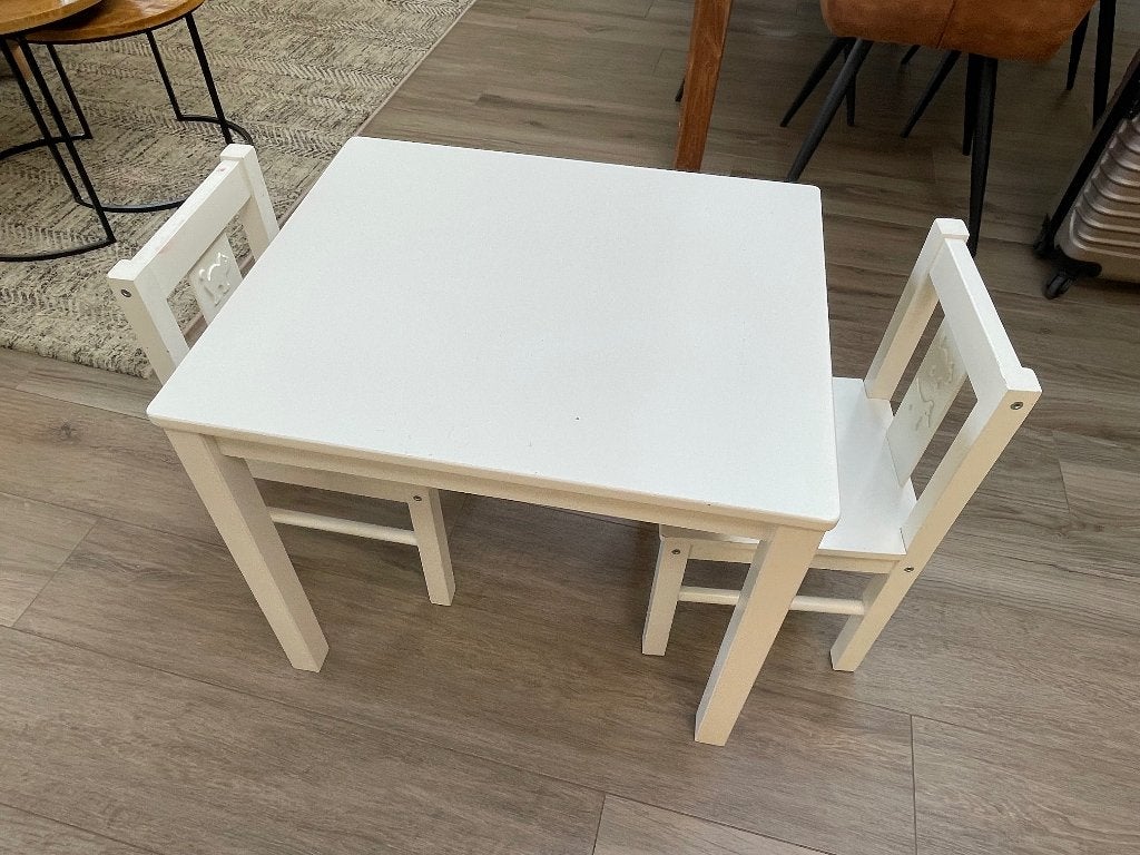 Tafel met 2 stoeltjes ikea, Kinderen en Baby's, Kinderkamer | Tafels en Stoelen, Ophalen, Gebruikt, Tafel(s) en Stoel(en)