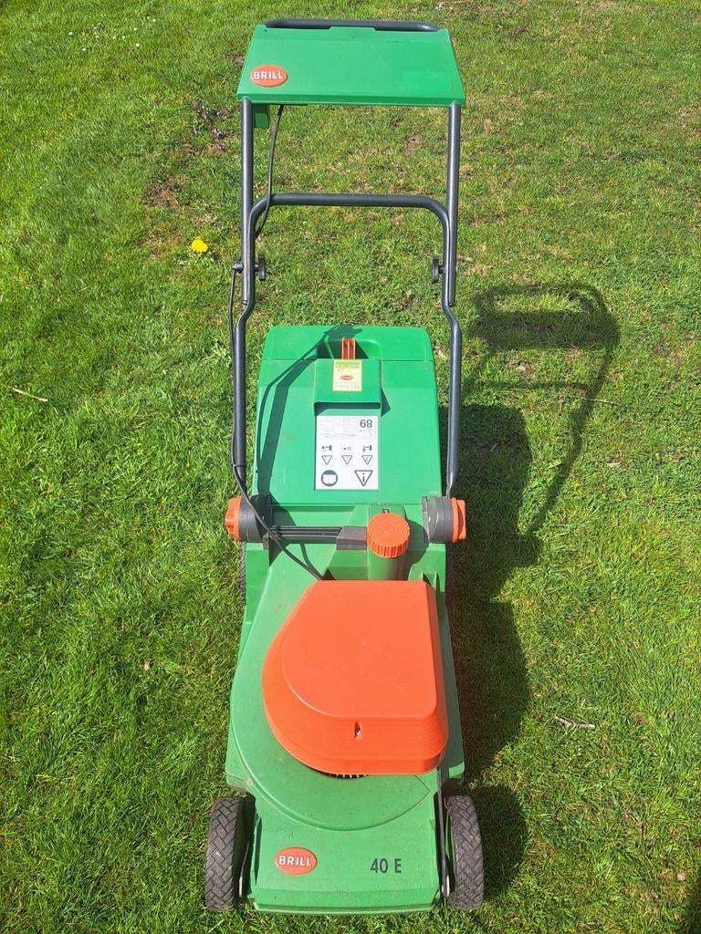 Grasmaaier Brill, Tuin en Terras, Ophalen, Cirkelmaaier, Gebruikt, Elektrische grasmaaier