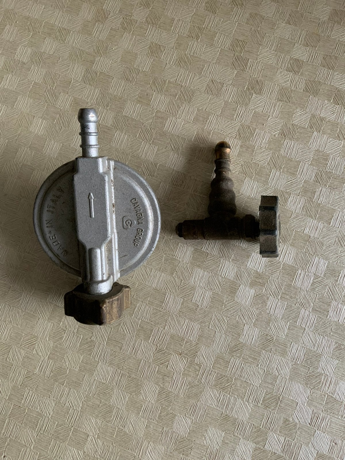 Raccord, régulateur de pression, robinet , pour propane, Bricolage & Construction, Sanitaire, Enlèvement, Comme neuf, Autres types